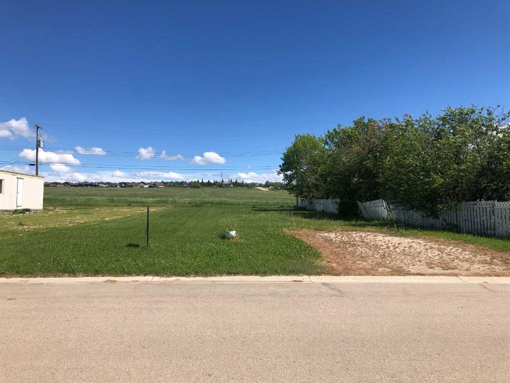 410 7 Avenue, Beaverlodge, AB