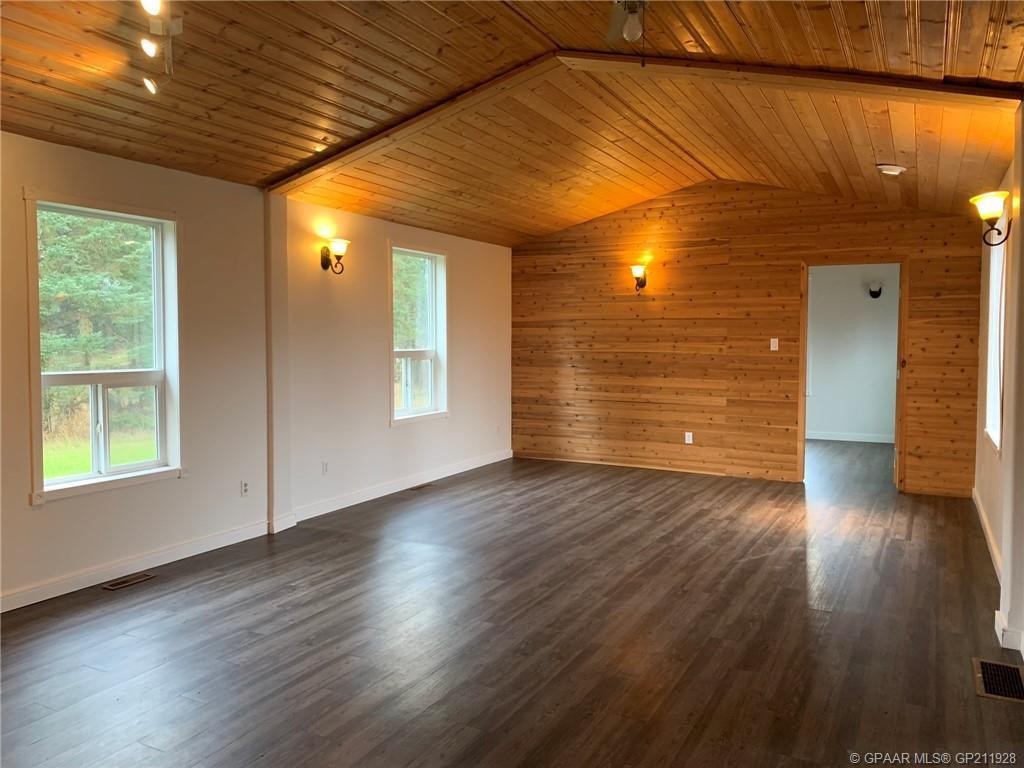 76315 Highway 679 Highway, Rural Big Lakes County, AB - Indoor Photo Showing Other Room