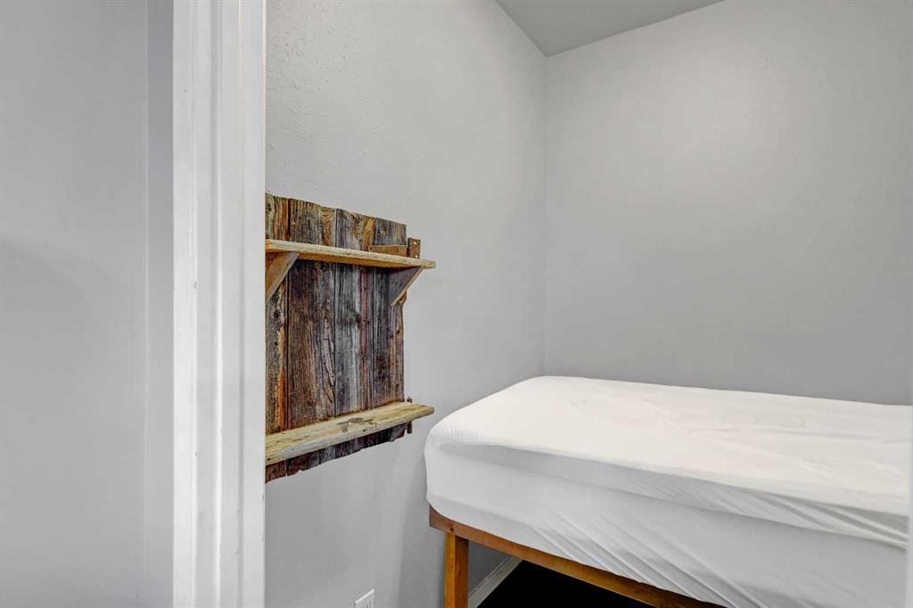 1209-7201 Poplar Drive, Grande Prairie, AB - Indoor