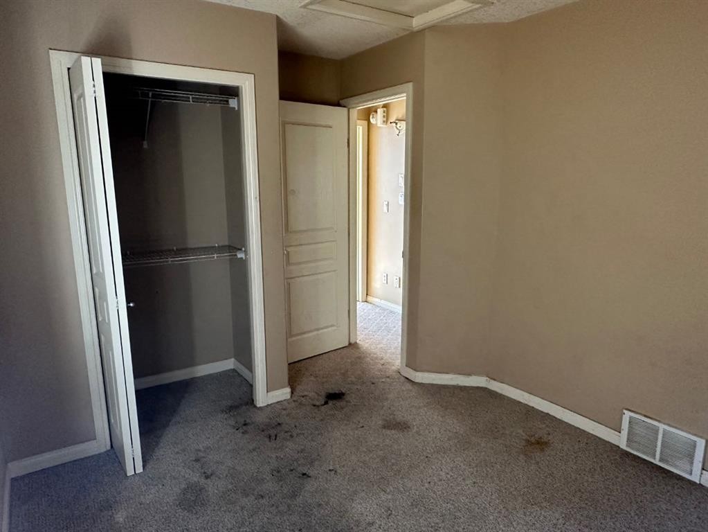 9006 94A Avenue, Grande Prairie, AB - Indoor Photo Showing Other Room