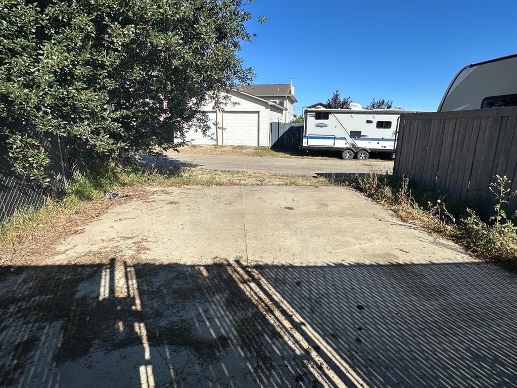 9006 94A Avenue, Grande Prairie, AB - Outdoor