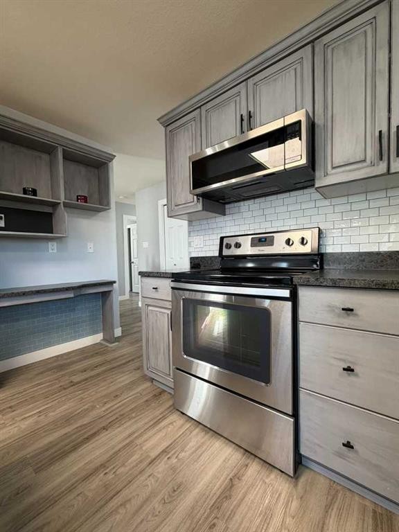 829 Cherry Street, Beaverlodge, AB - Indoor Photo Showing Kitchen