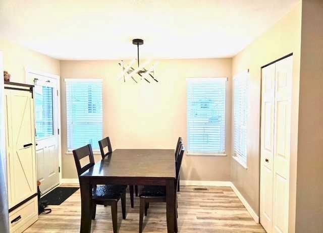 7204 105 Street, Grande Prairie, AB - Indoor Photo Showing Dining Room