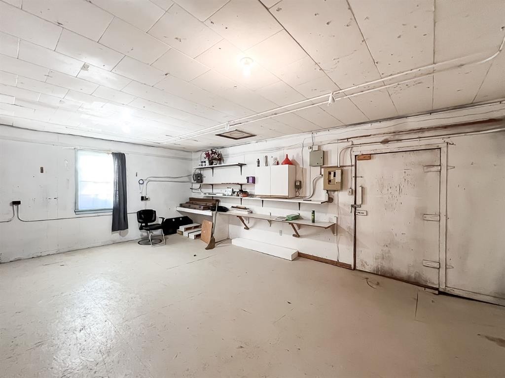 8 Railway Avenue Ne, Falher, AB