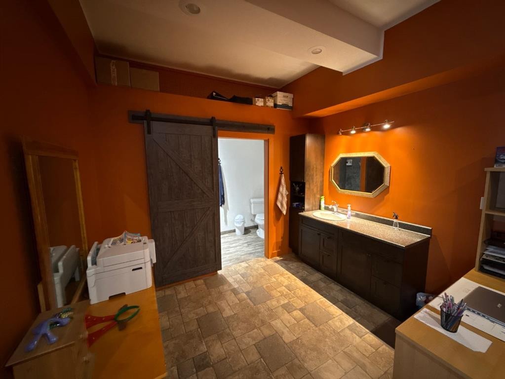 235044 821A Township, Rural Peace No. 135, M.D. Of, AB - Indoor