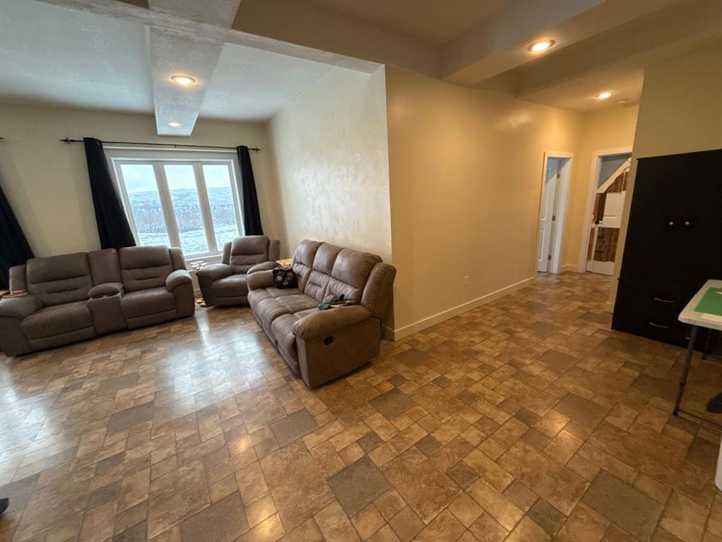 235044 821A Township, Rural Peace No. 135, M.D. Of, AB - Indoor Photo Showing Living Room