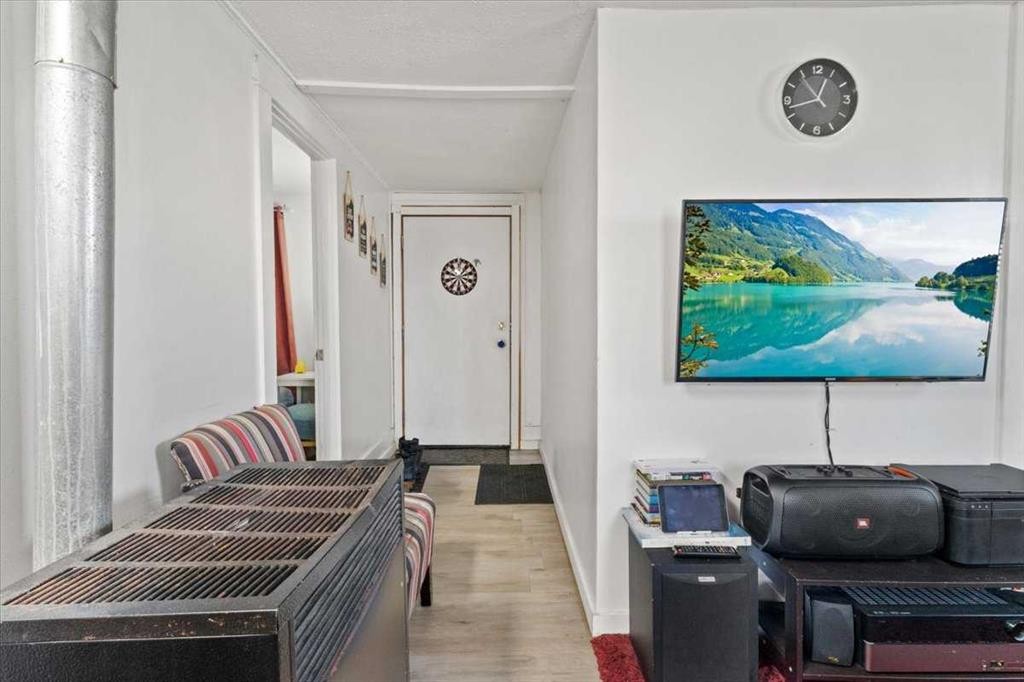 10121-109 Ave Street North, Grande Prairie, AB - Indoor