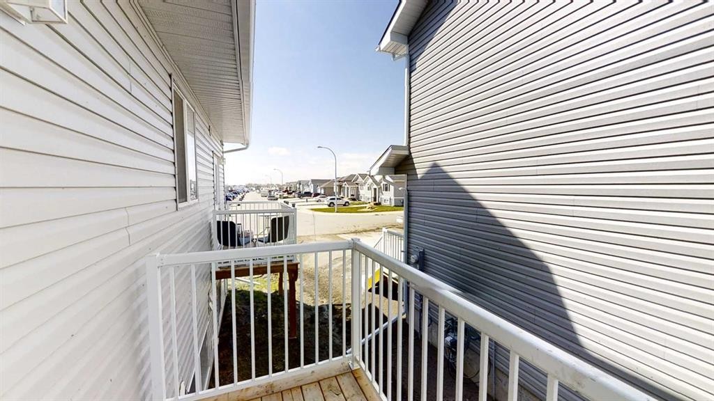 9503 112 Avenue, Clairmont, AB - Outdoor With Exterior
