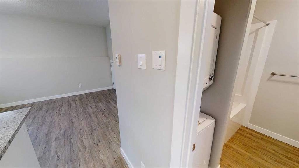 9503 112 Avenue, Clairmont, AB - Indoor Photo Showing Other Room