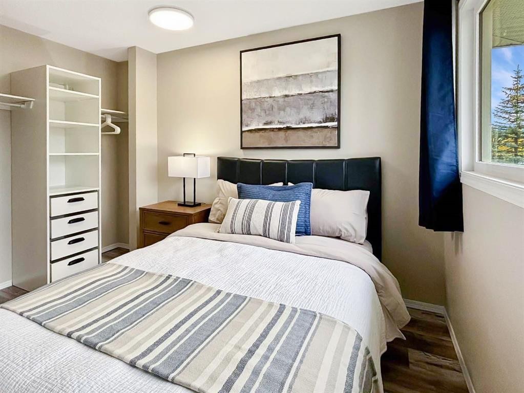 101 97Th Avenue, Grande Cache, AB - Indoor Photo Showing Bedroom