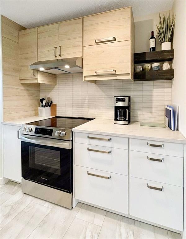 101 97Th Avenue, Grande Cache, AB - Indoor Photo Showing Kitchen