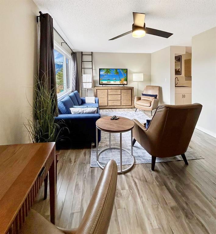 101 97Th Avenue, Grande Cache, AB - Indoor Photo Showing Living Room