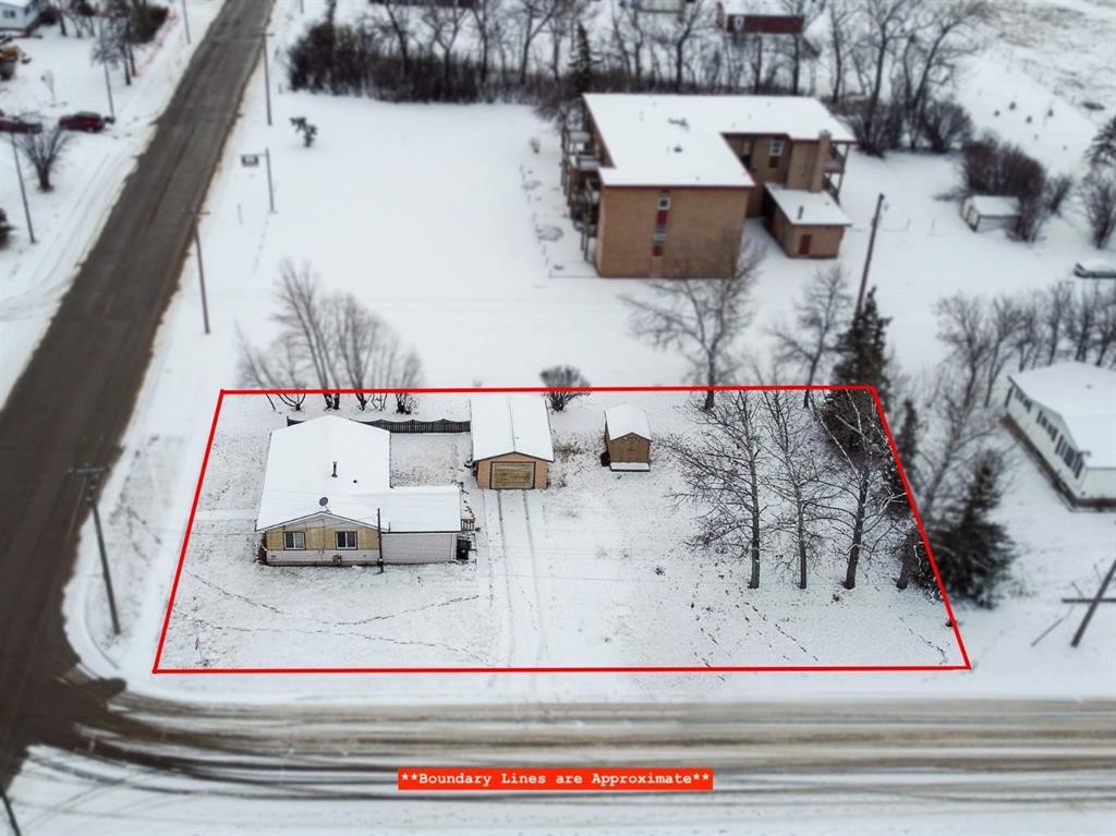 4824 3 Street, Donnelly, AB - Outdoor