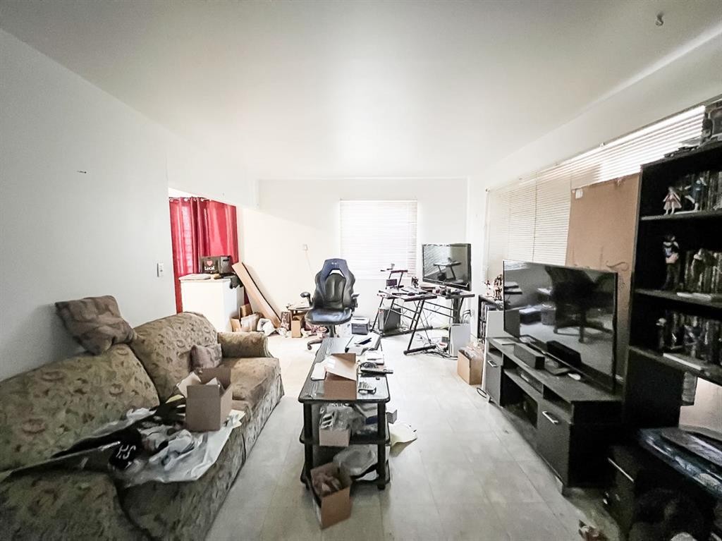 4824 3 Street, Donnelly, AB - Indoor