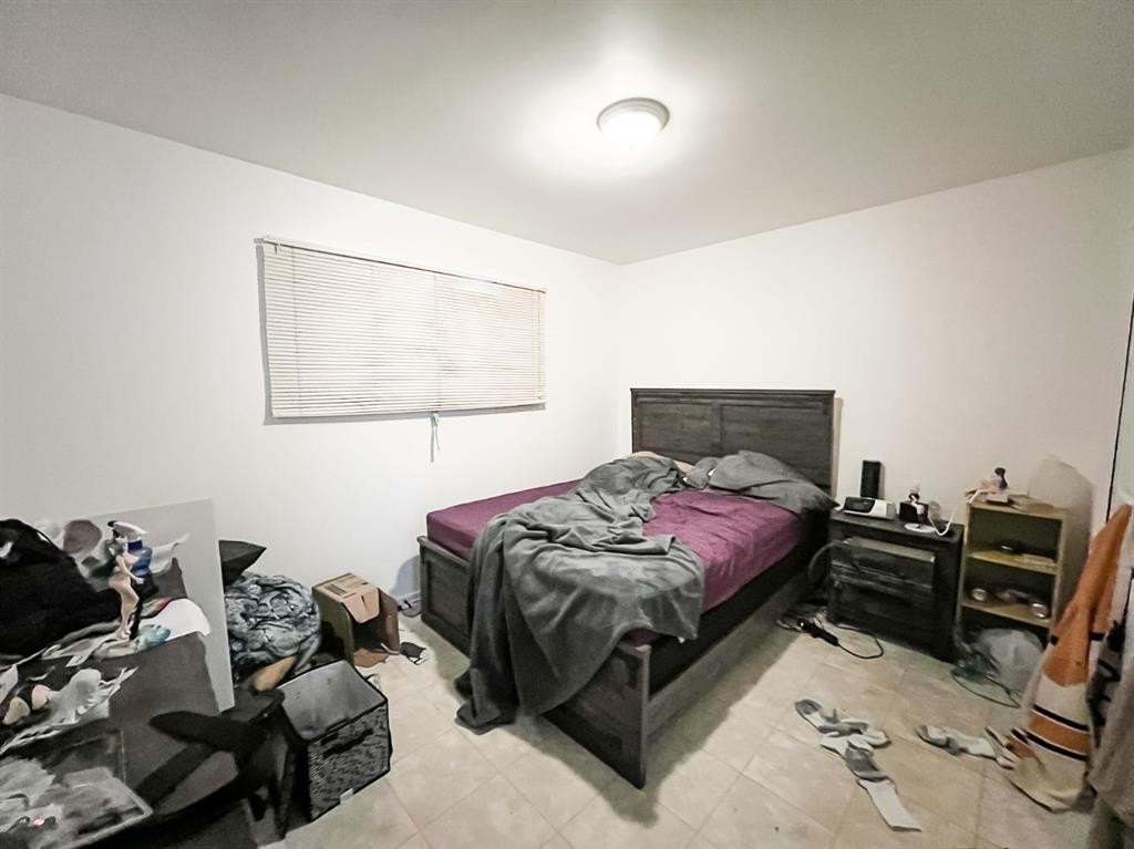 4824 3 Street, Donnelly, AB - Indoor Photo Showing Bedroom