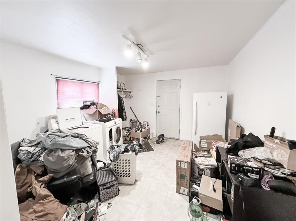 4824 3 Street, Donnelly, AB - Indoor