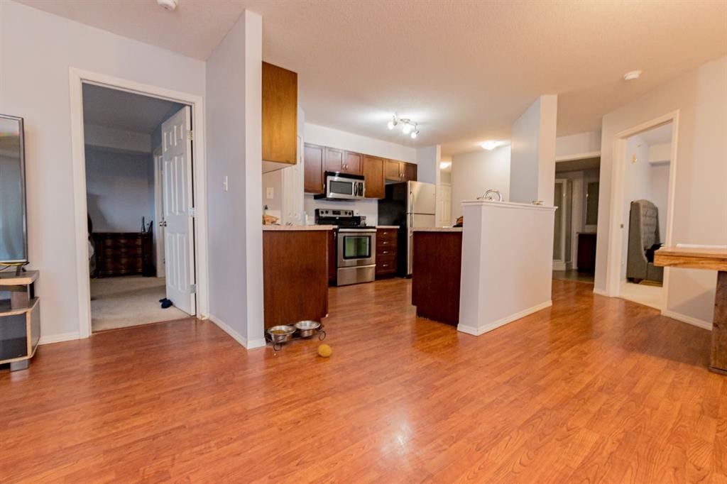 #414-11240 104 Avenue, Grande Prairie, AB - Indoor Photo Showing Kitchen