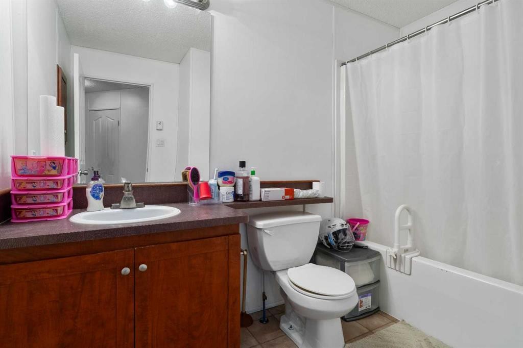 8621 89 Street, Grande Prairie, AB