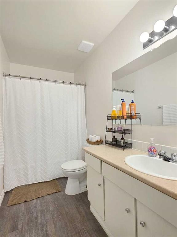 47 97 Avenue, Grande Cache, AB - Indoor Photo Showing Bathroom