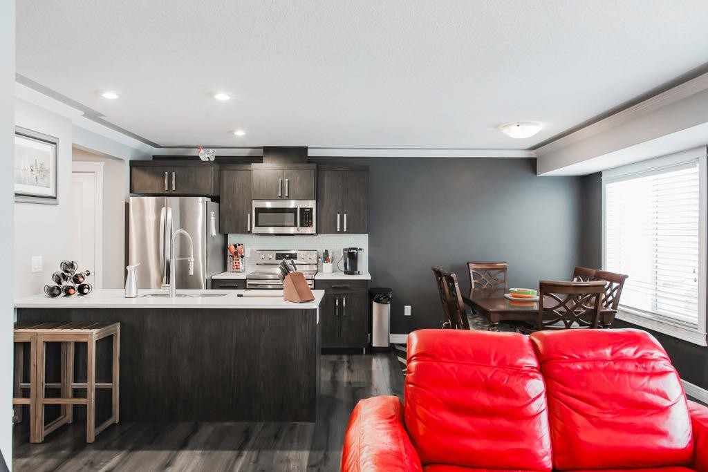 8070 91 Street, Grande Prairie, AB - Indoor Photo Showing Kitchen