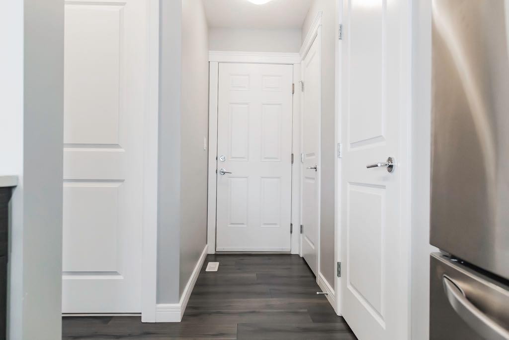 8070 91 Street, Grande Prairie, AB - Indoor Photo Showing Other Room