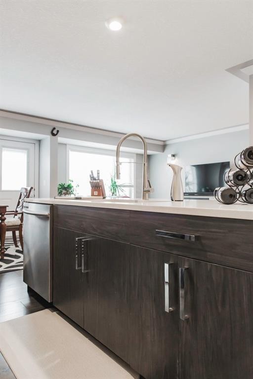 8070 91 Street, Grande Prairie, AB - Indoor Photo Showing Kitchen