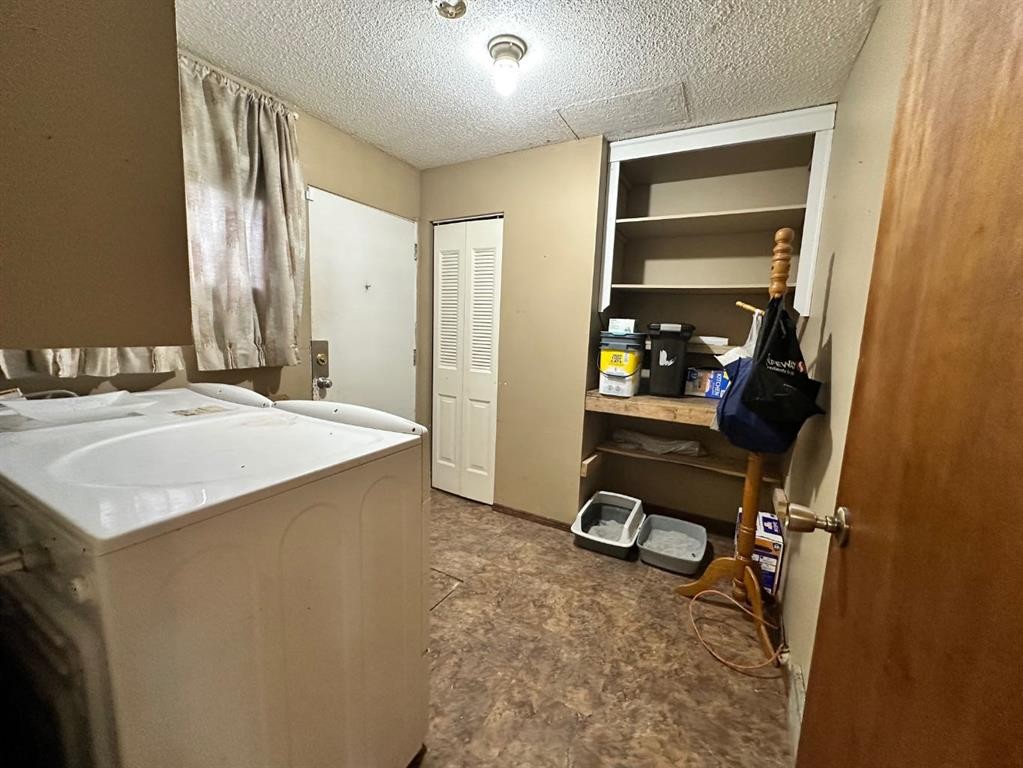 9514 104 Avenue, Grande Prairie, AB - Indoor