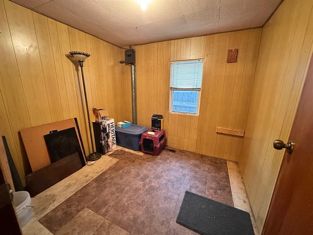 9514 104 Avenue, Grande Prairie, AB - Indoor