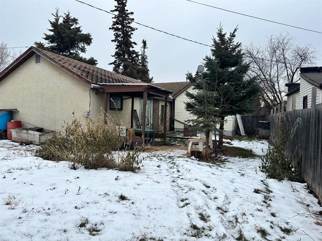 9514 104 Avenue, Grande Prairie, AB - Outdoor