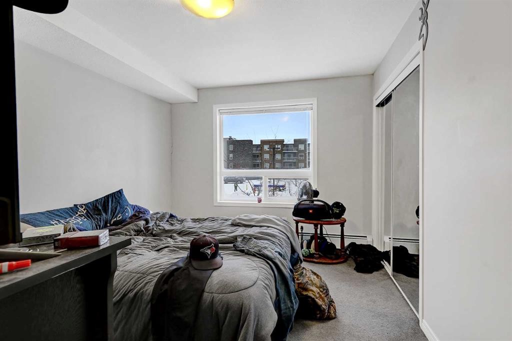206-9120 96 Avenue, Grande Prairie, AB - Indoor Photo Showing Bedroom