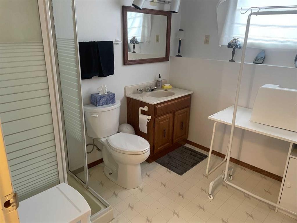 11500 105 Avenue, Fairview, AB - Indoor Photo Showing Bathroom