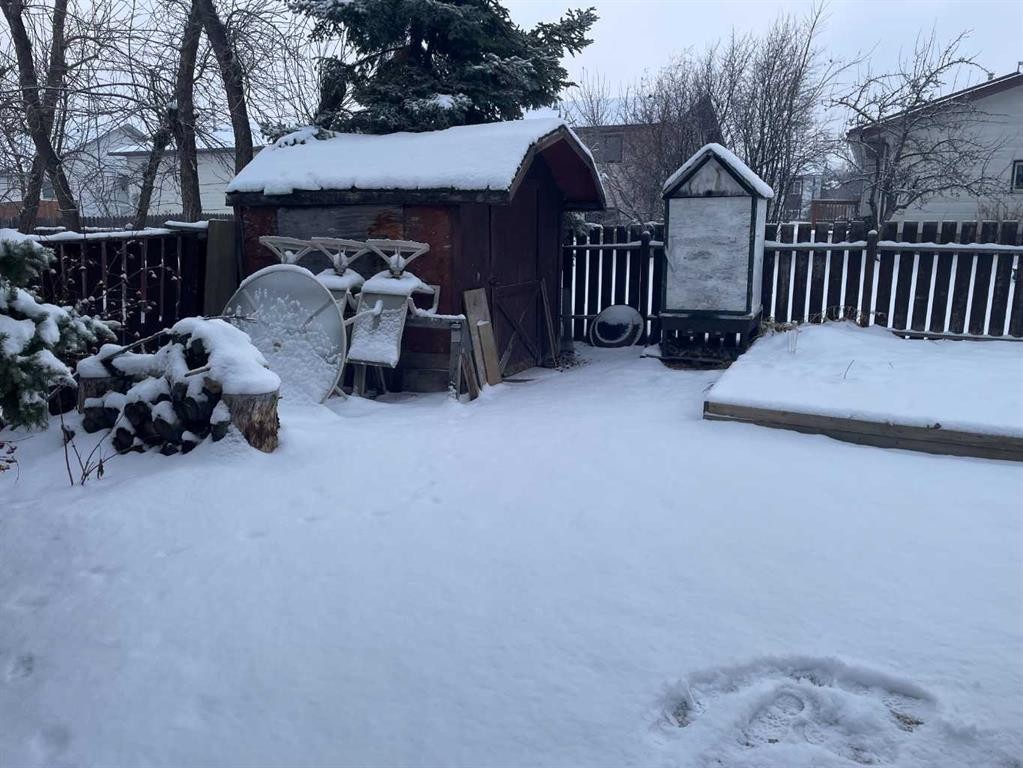 11500 105 Avenue, Fairview, AB - Outdoor