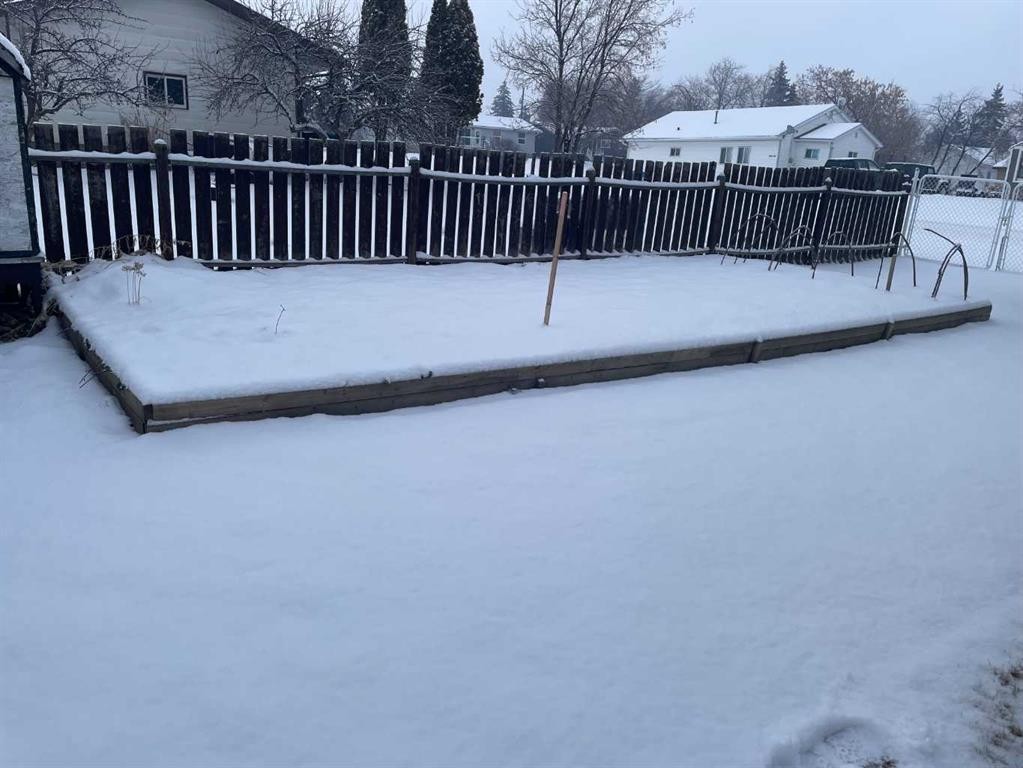 11500 105 Avenue, Fairview, AB - Outdoor