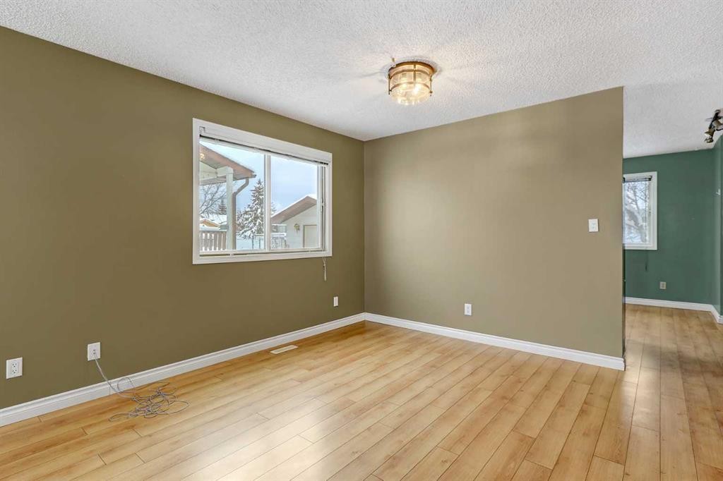 8102 103 Street, Grande Prairie, AB - Indoor Photo Showing Other Room