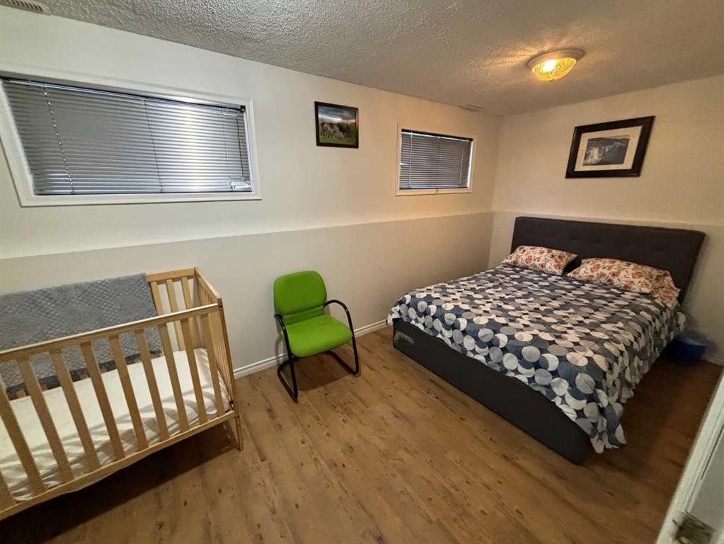 8310 95 Street, Peace River, AB - Indoor Photo Showing Bedroom