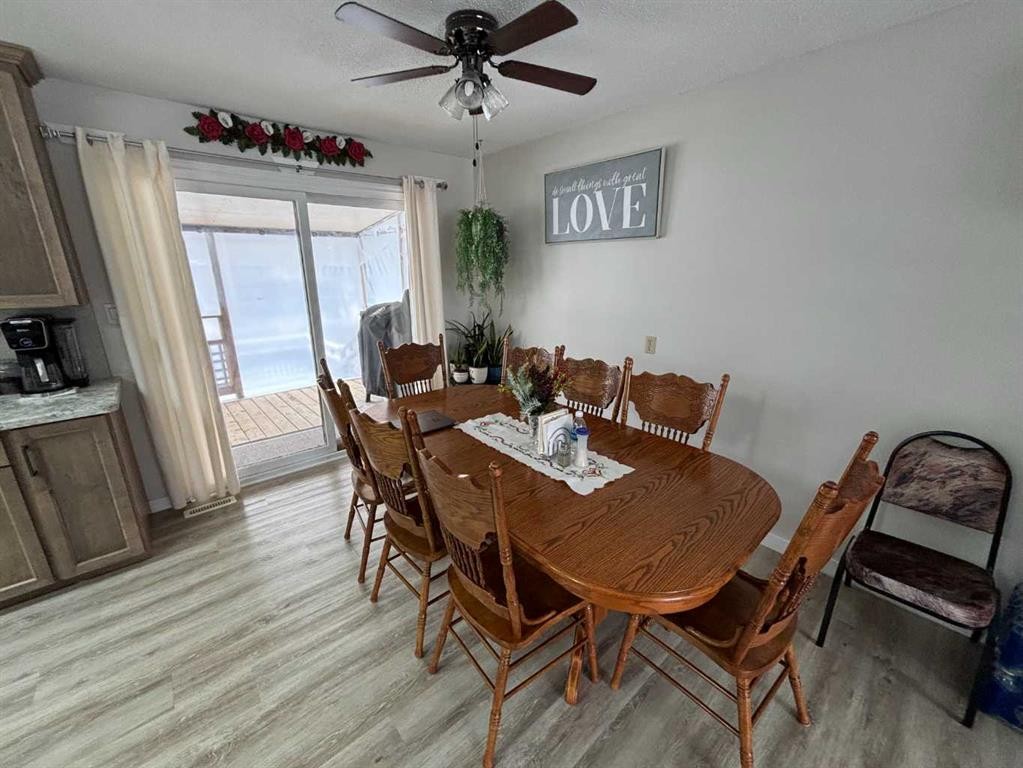 8310 95 Street, Peace River, AB - Indoor Photo Showing Dining Room