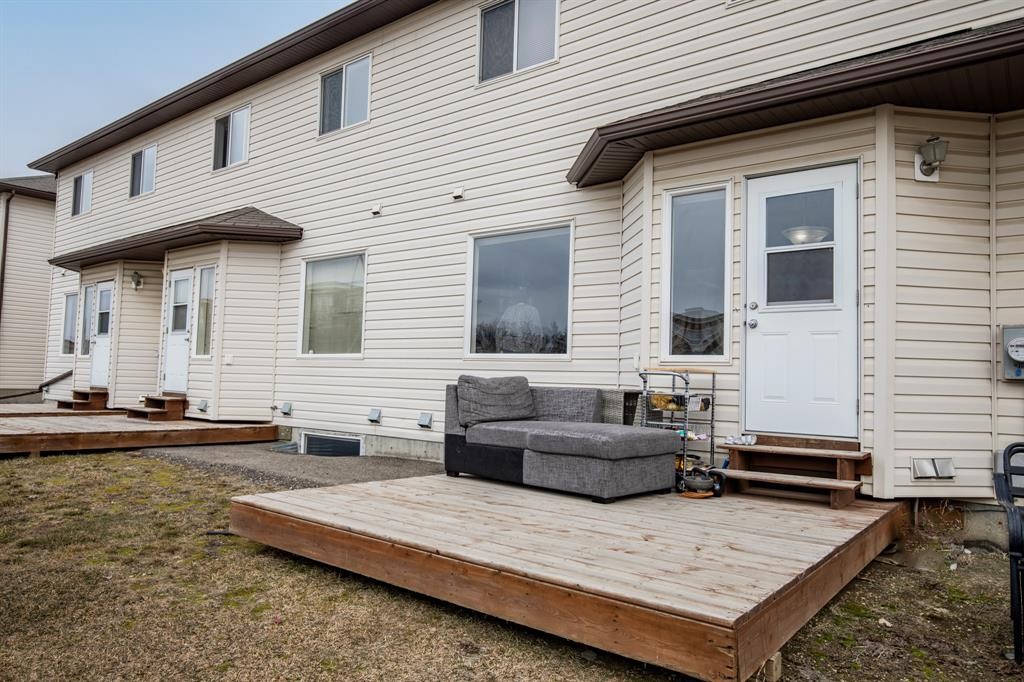330-10150 121 Avenue, Grande Prairie, AB - Outdoor With Deck Patio Veranda With Exterior