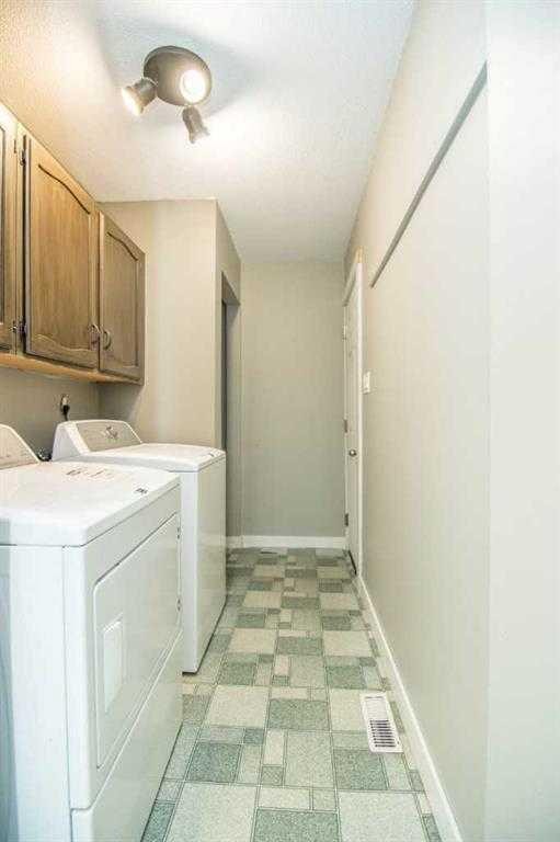 9823 80 Avenue, Grande Prairie, AB