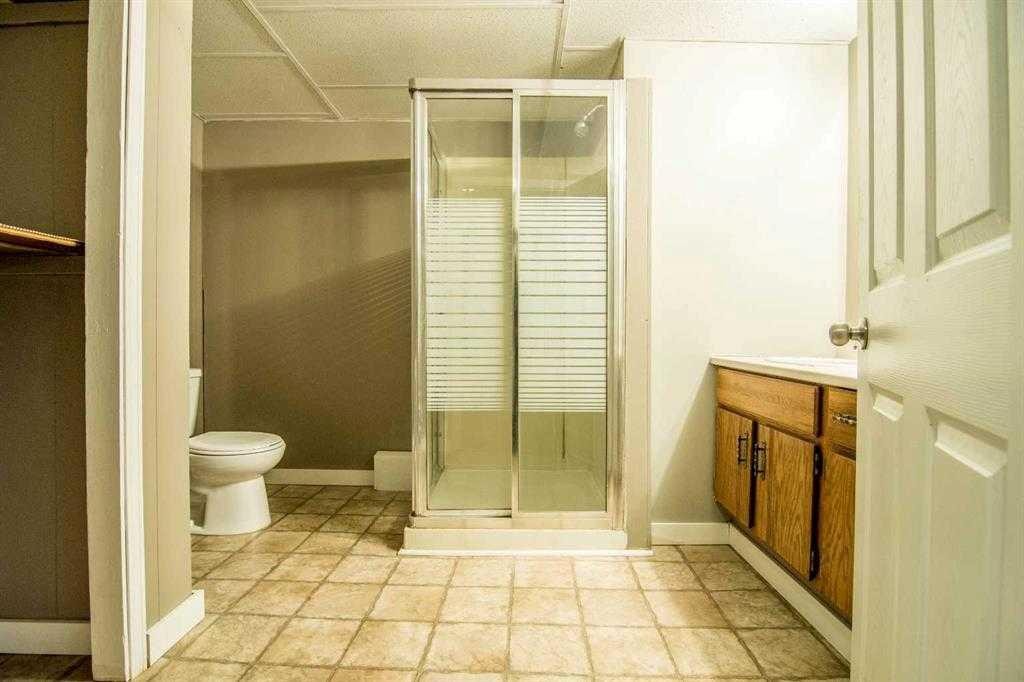 9823 80 Avenue, Grande Prairie, AB