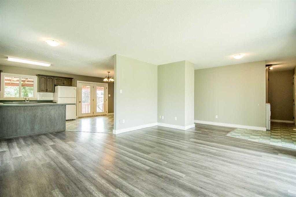 9823 80 Avenue, Grande Prairie, AB