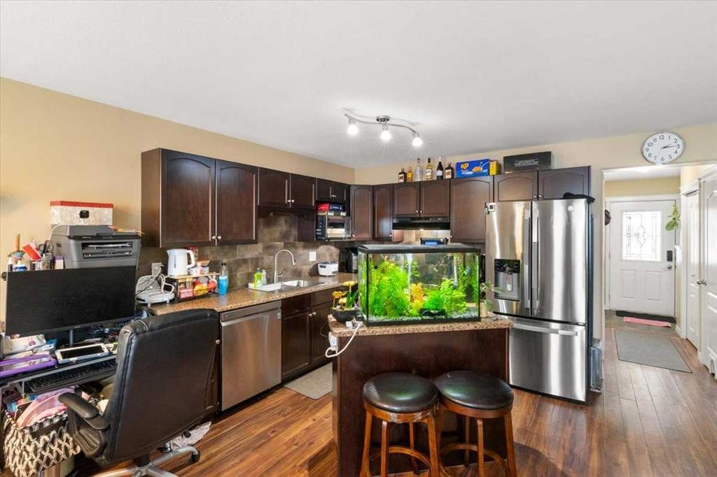11226 71 Avenue, Grande Prairie, AB - Indoor Photo Showing Kitchen