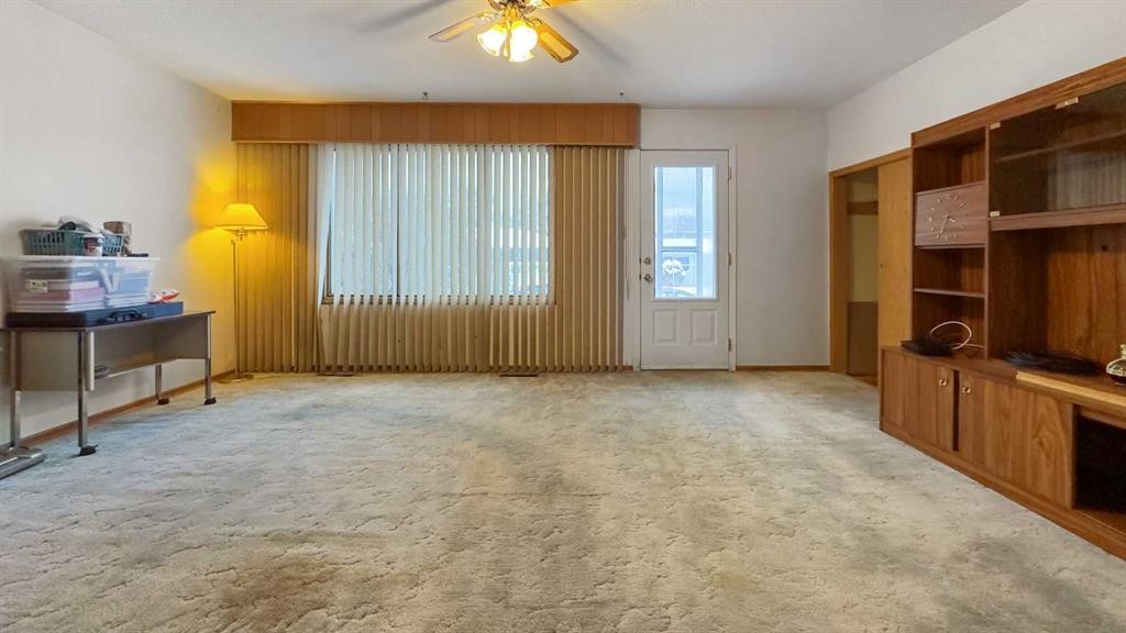 9624 107 Avenue, Grande Prairie, AB - Indoor Photo Showing Other Room