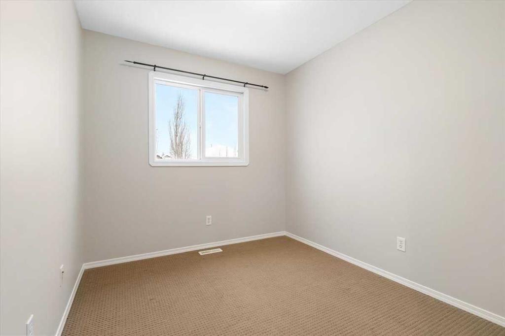 7665 Westpointe Drive, Grande Prairie, AB - Indoor Photo Showing Other Room