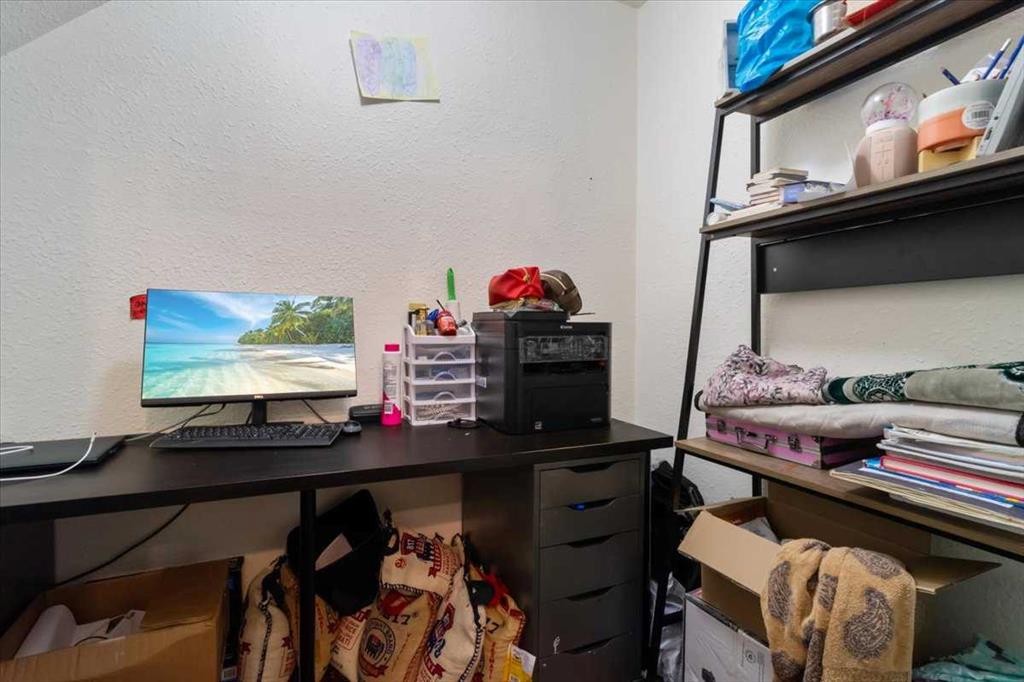 3114-7201 Poplar Drive, Grande Prairie, AB - Indoor