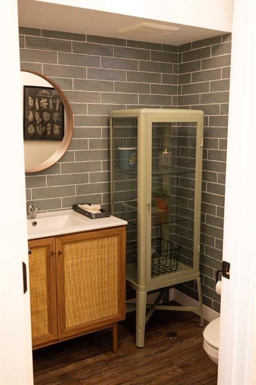 Lower-9710 99 Avenue, Grande Prairie, AB