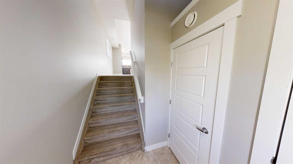 B-8713 88 Street, Grande Prairie, AB