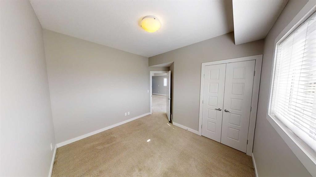 B-8713 88 Street, Grande Prairie, AB