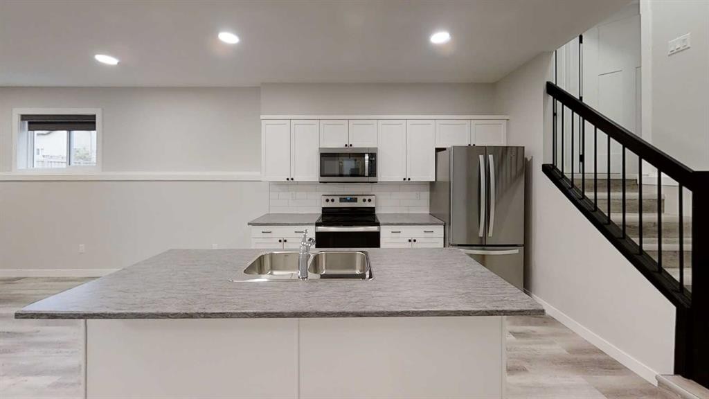 A-13001 104B Street, Grande Prairie, AB