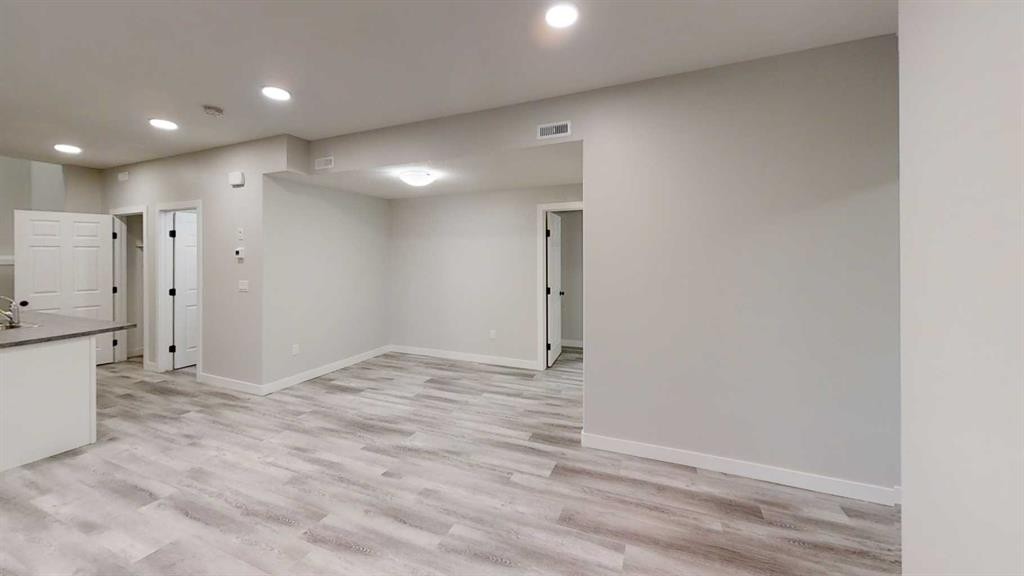 A-13001 104B Street, Grande Prairie, AB