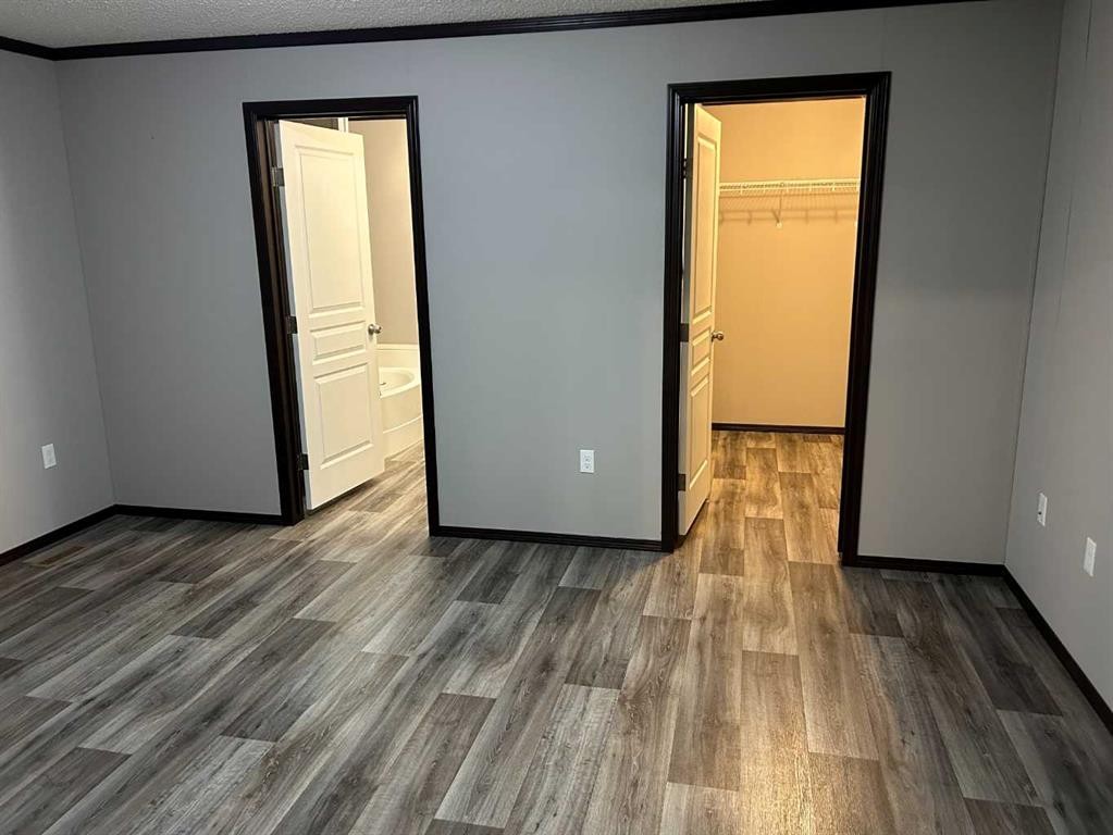 19 4 Street West, Faust, AB - Indoor Photo Showing Other Room